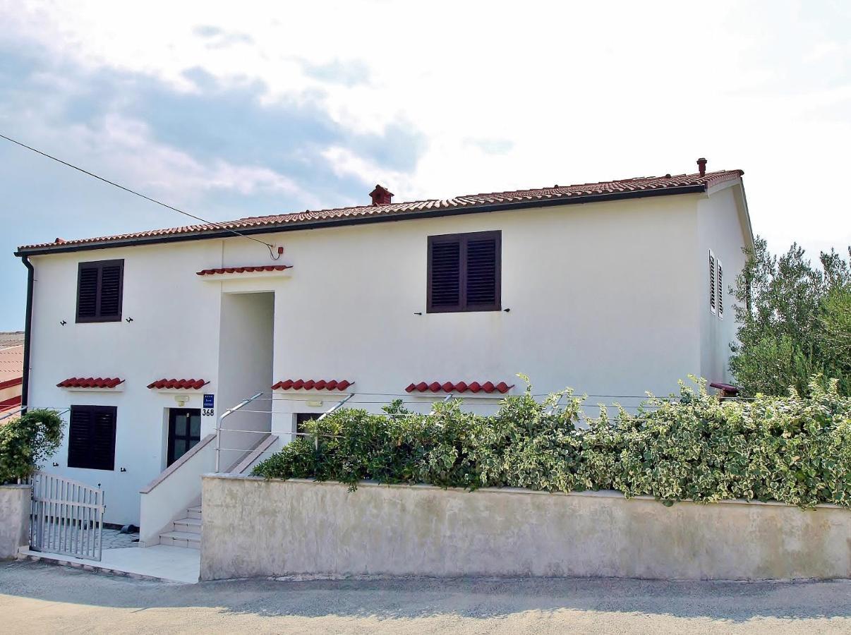 Apartments Eufemija 拉布 外观 照片