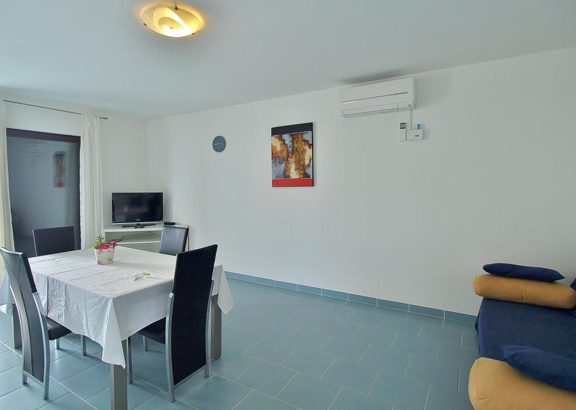 Apartments Eufemija 拉布 外观 照片