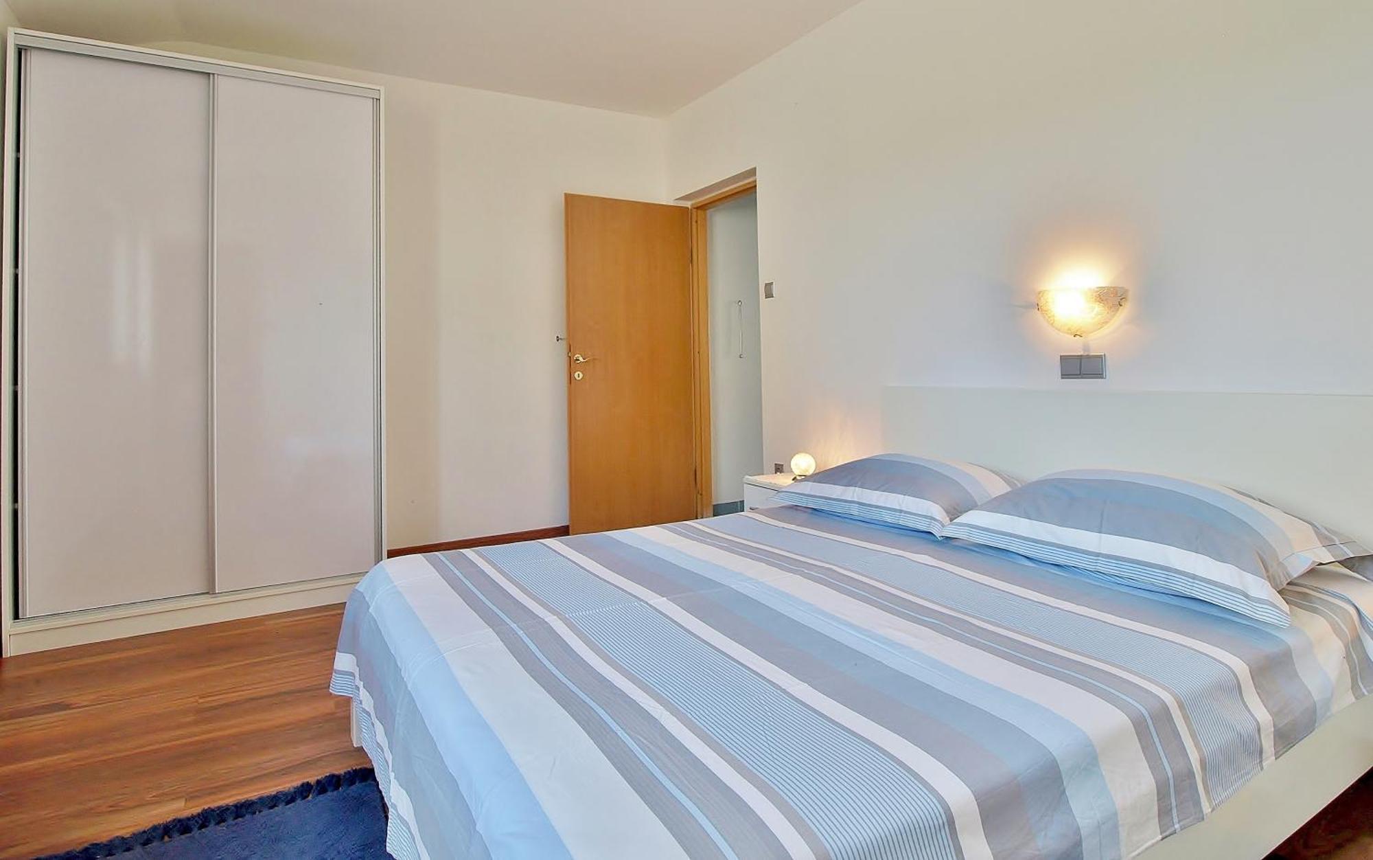 Apartments Eufemija 拉布 外观 照片
