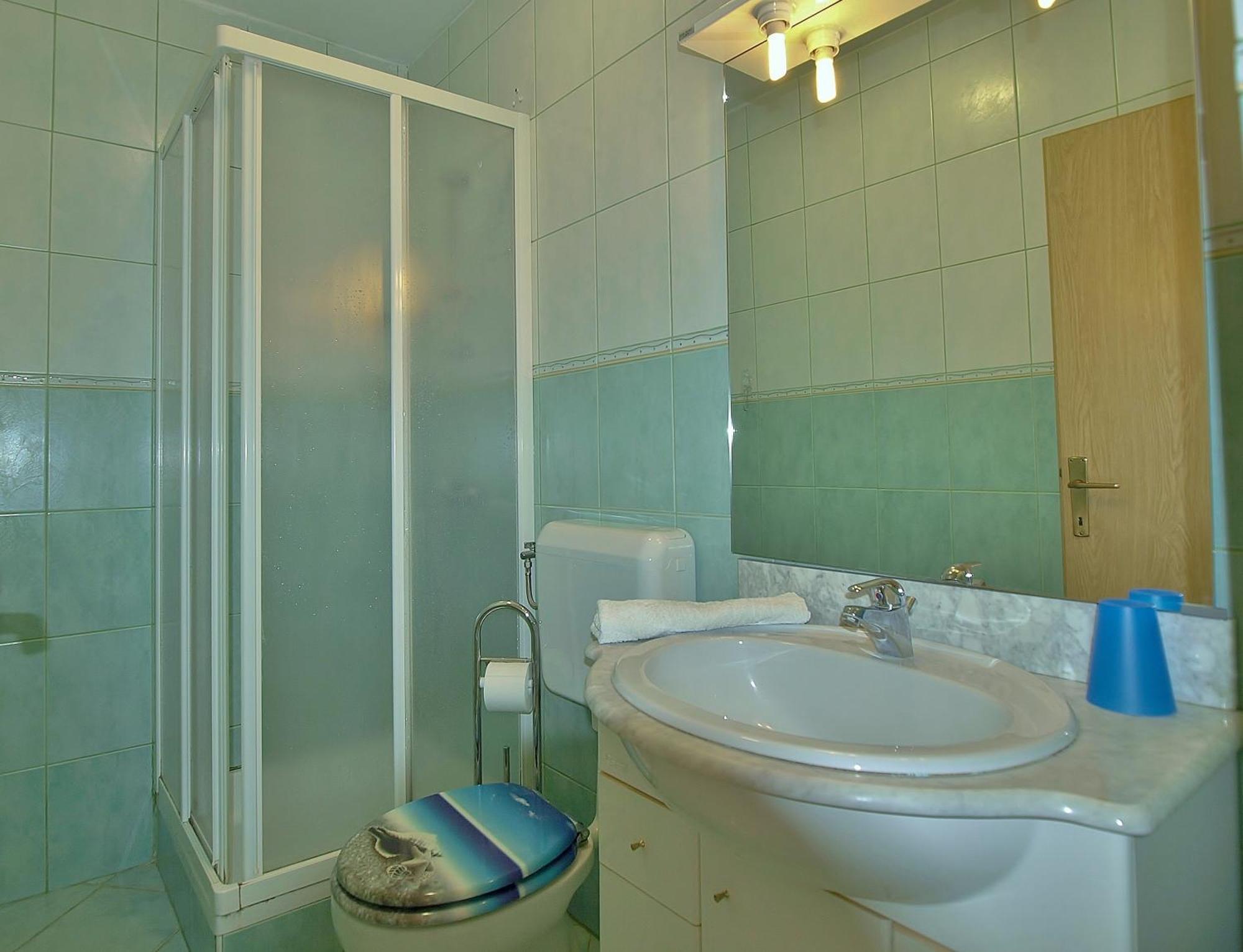 Apartments Eufemija 拉布 外观 照片