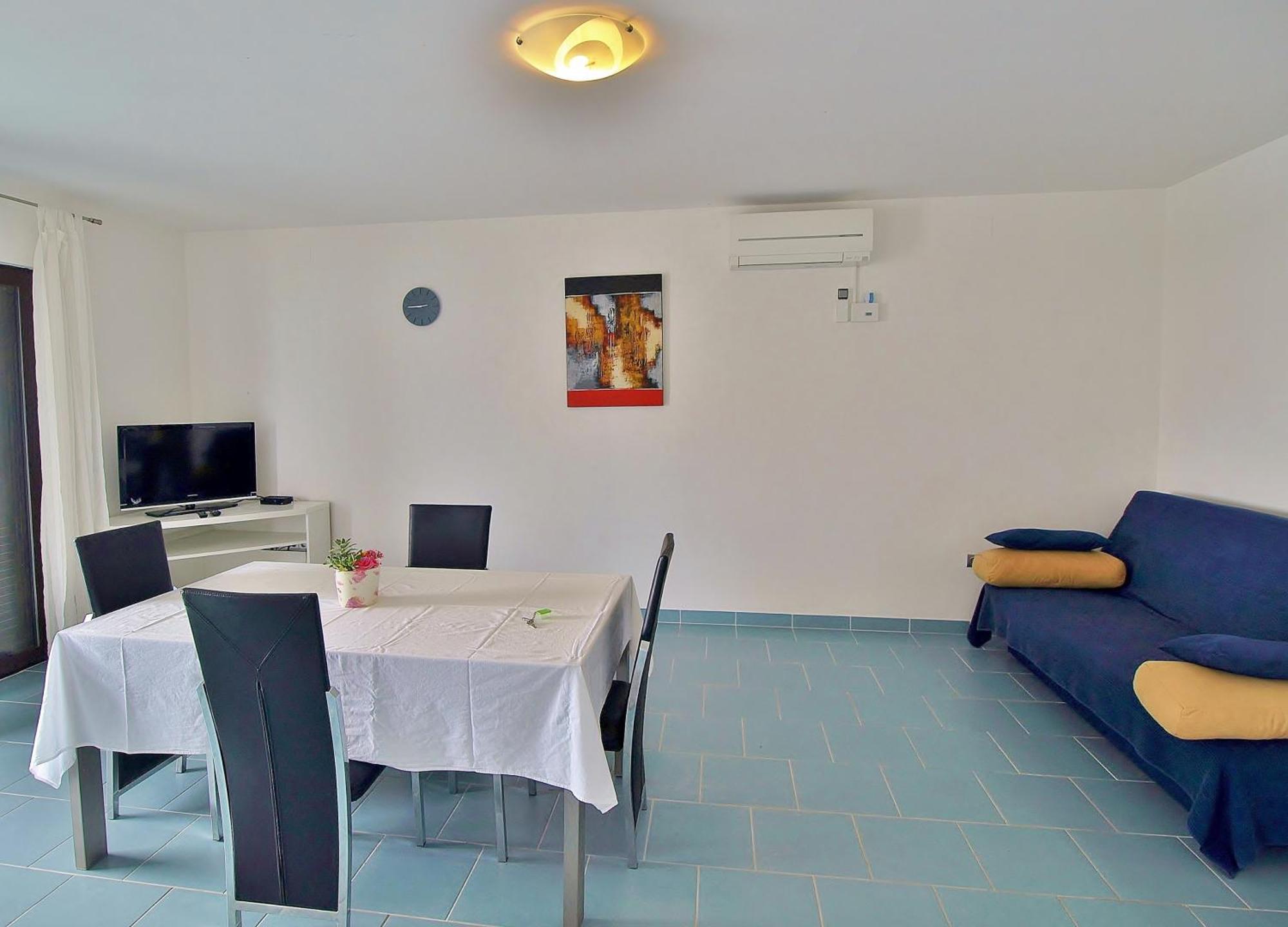 Apartments Eufemija 拉布 外观 照片