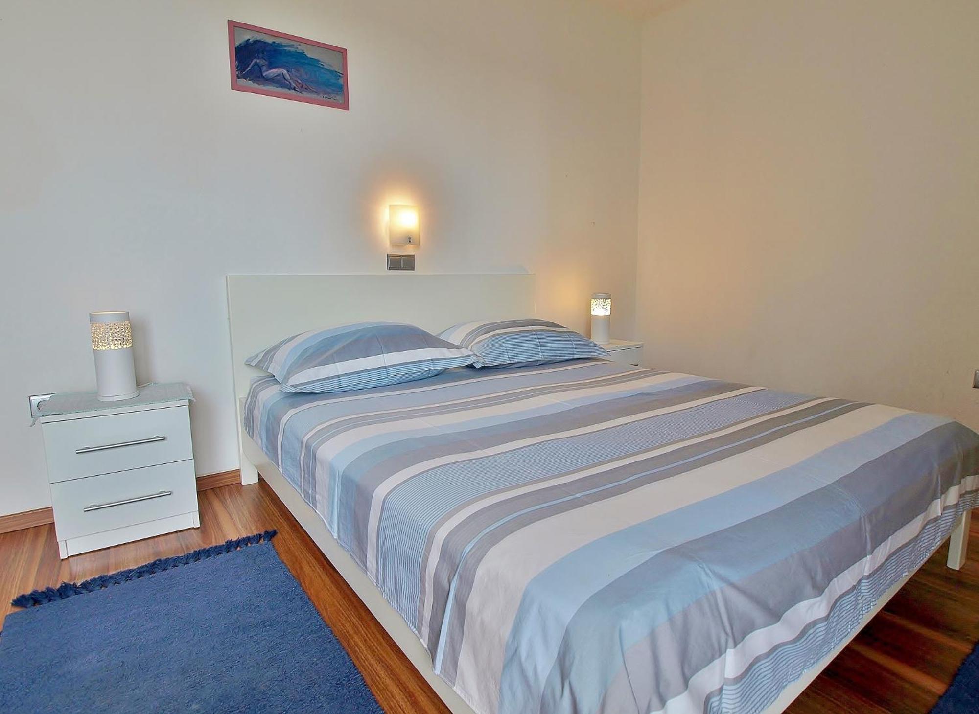 Apartments Eufemija 拉布 外观 照片